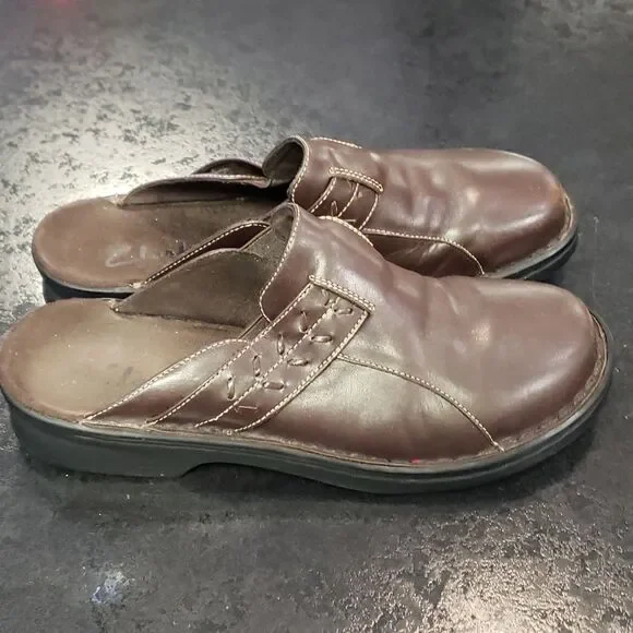 Clarks shoes - Picture 1 of 4